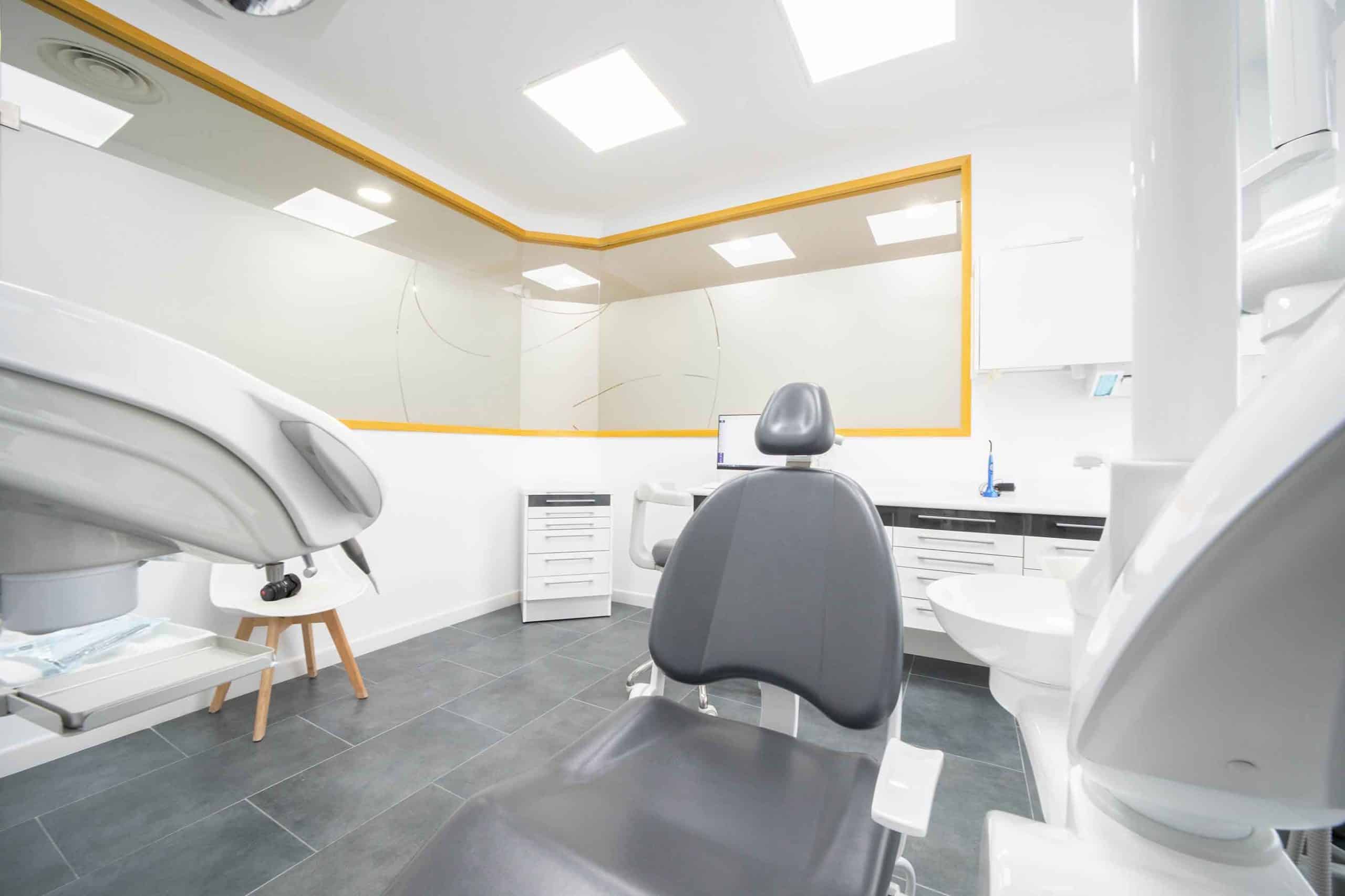 Gabinete Médico | Clínica Dental Gadea-Alobera en Alcalá de Henares Gabinete Médico | Clínica Dental Gadea-Alobera en Alcalá de Henares