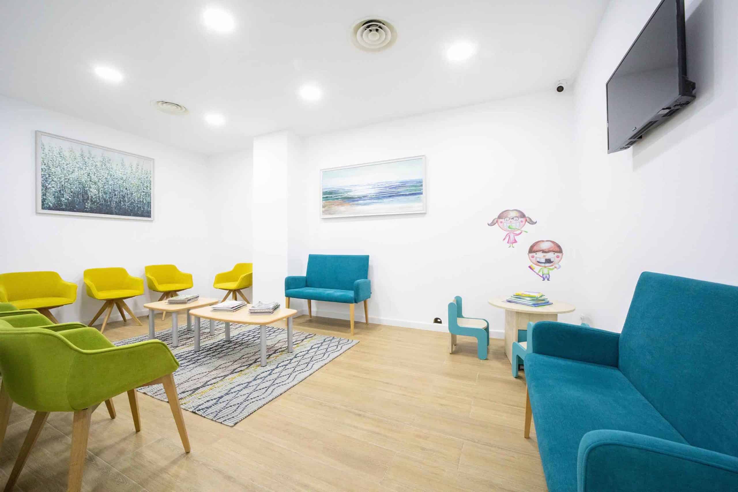 Sala de Espera | Clínica Dental Gadea-Alobera en Alcalá de Henares Sala de Espera | Clínica Dental Gadea-Alobera en Alcalá de Henares