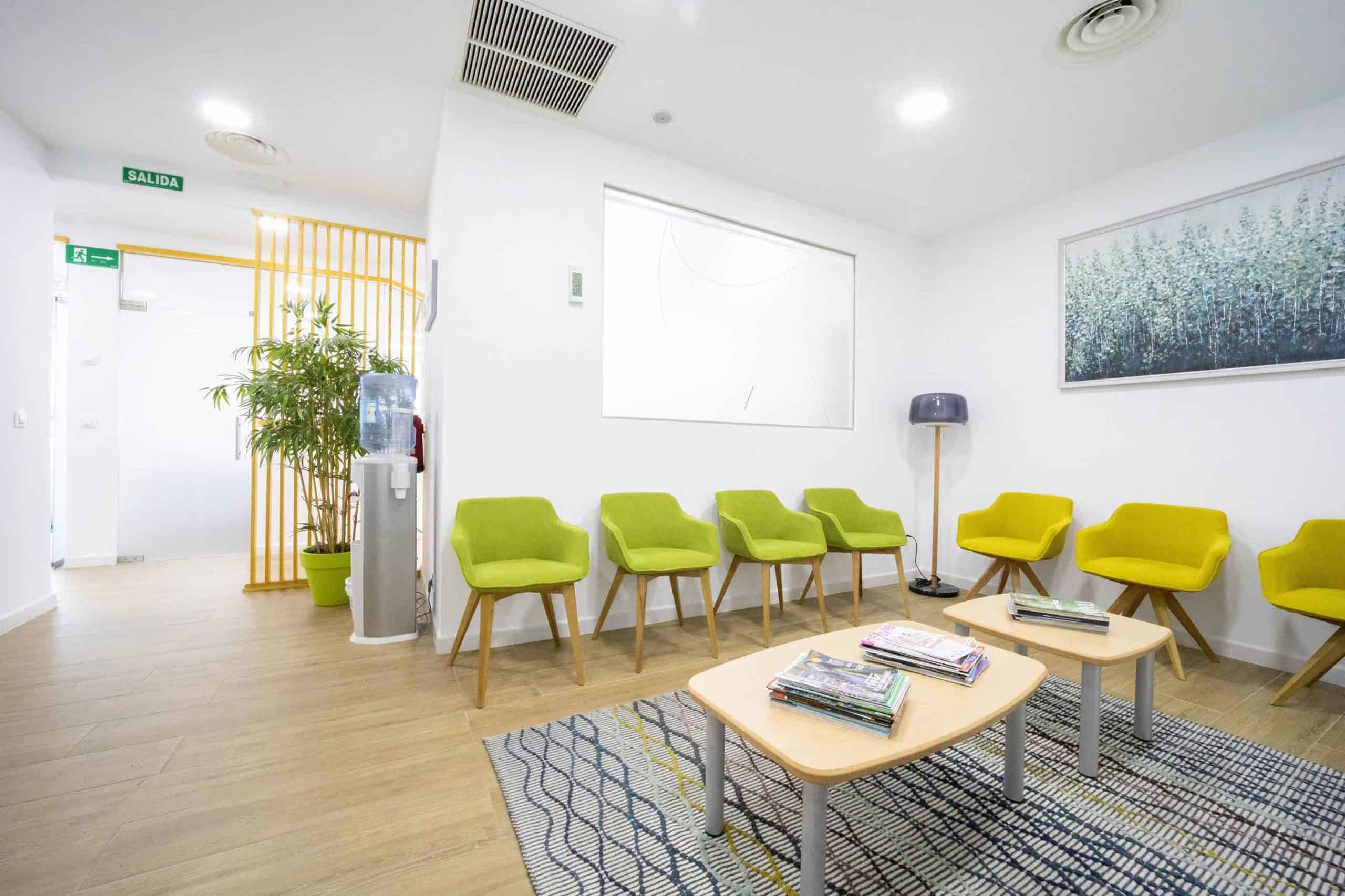 Sala de Espera | Clínica Dental Gadea-Alobera en Alcalá de Henares Sala de Espera | Clínica Dental Gadea-Alobera en Alcalá de Henares