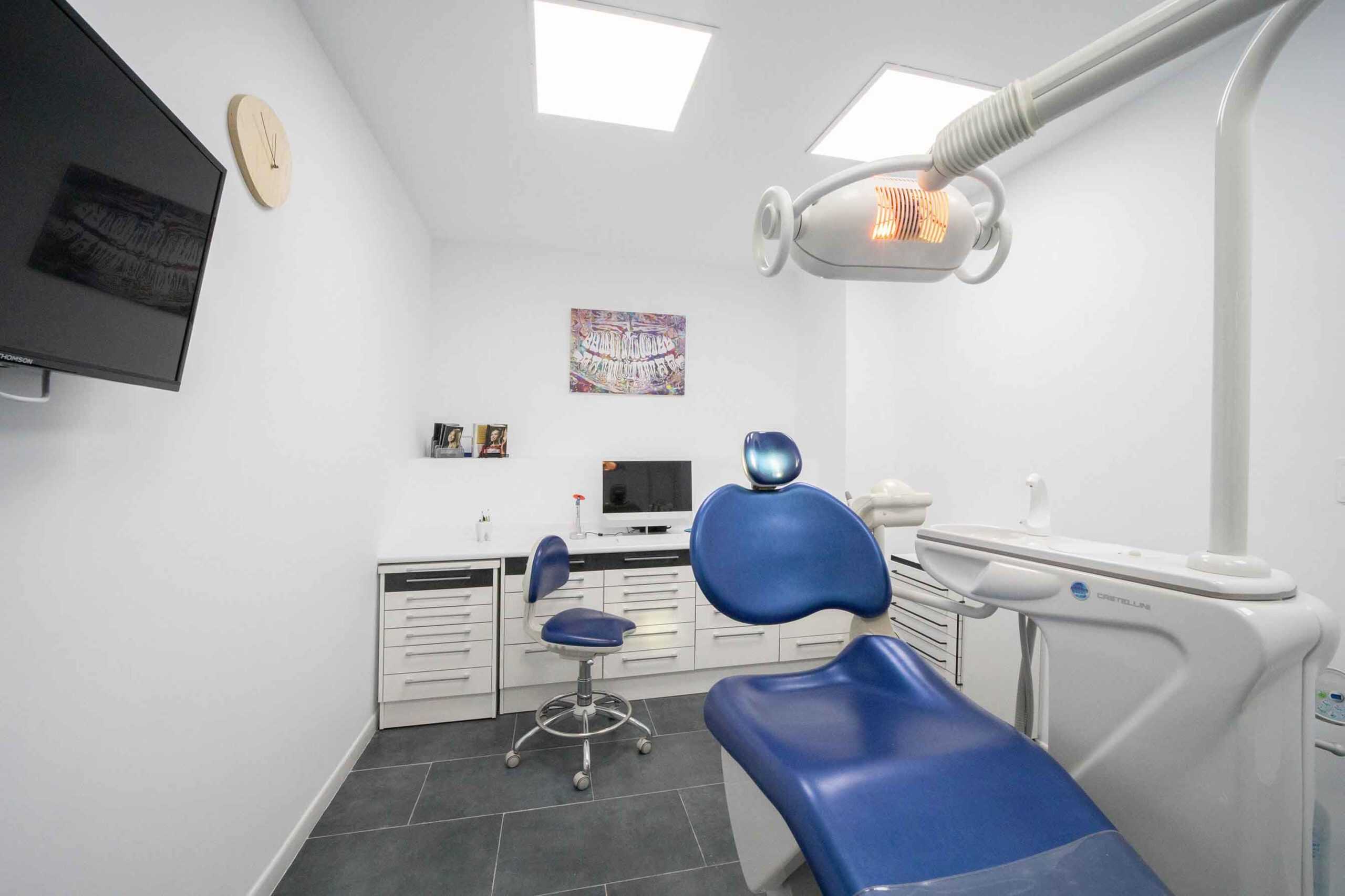 Gabinete Dental | Clínica Dental Gadea-Alobera en Alcalá de Henares Gabinete Dental | Clínica Dental Gadea-Alobera en Alcalá de Henares
