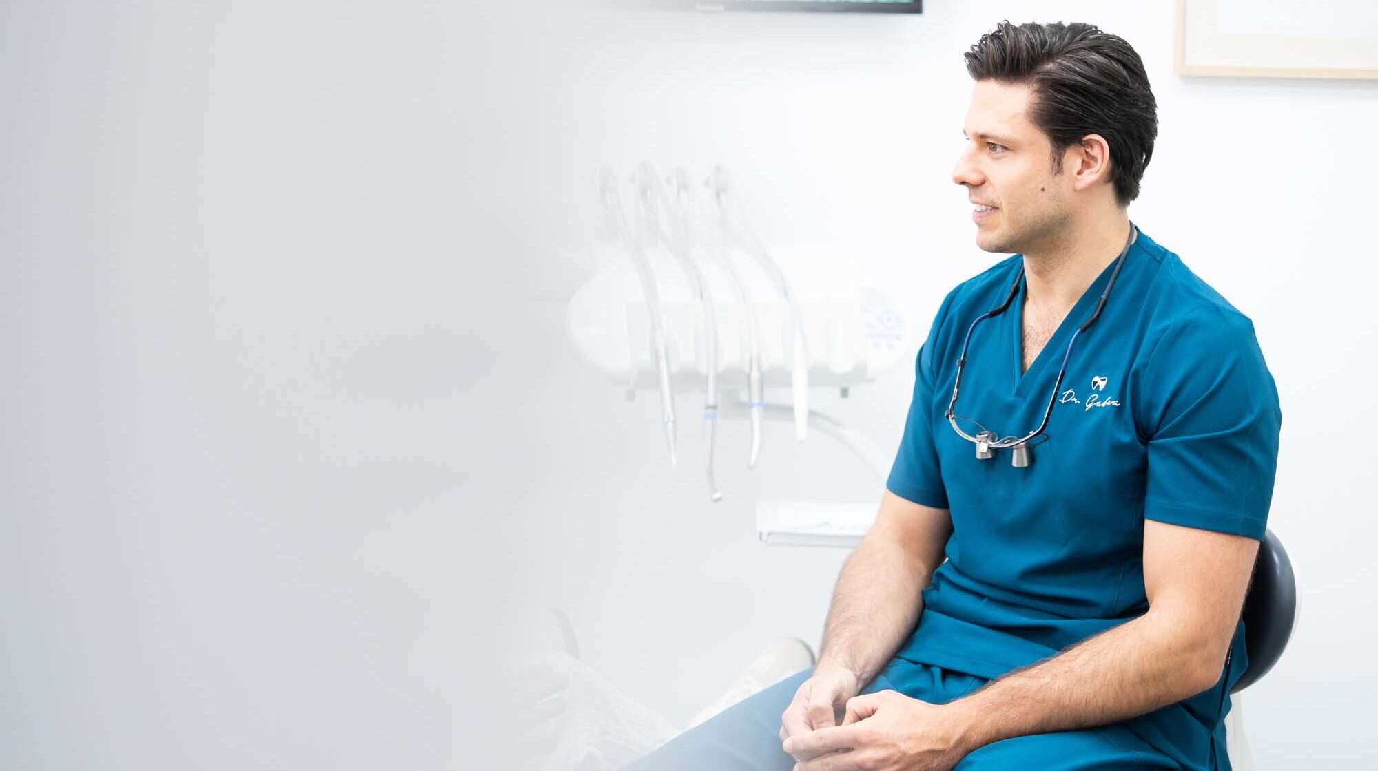 Doctor Javier Gadea charla | Clínica Dental Gadea-Alobera en Alcalá de Henares